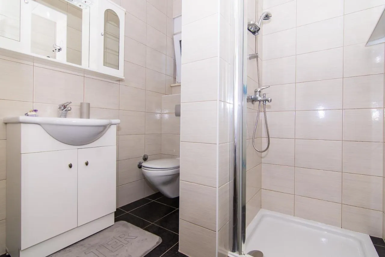 Apartmani Mlacic Donji Okrug  Croatia